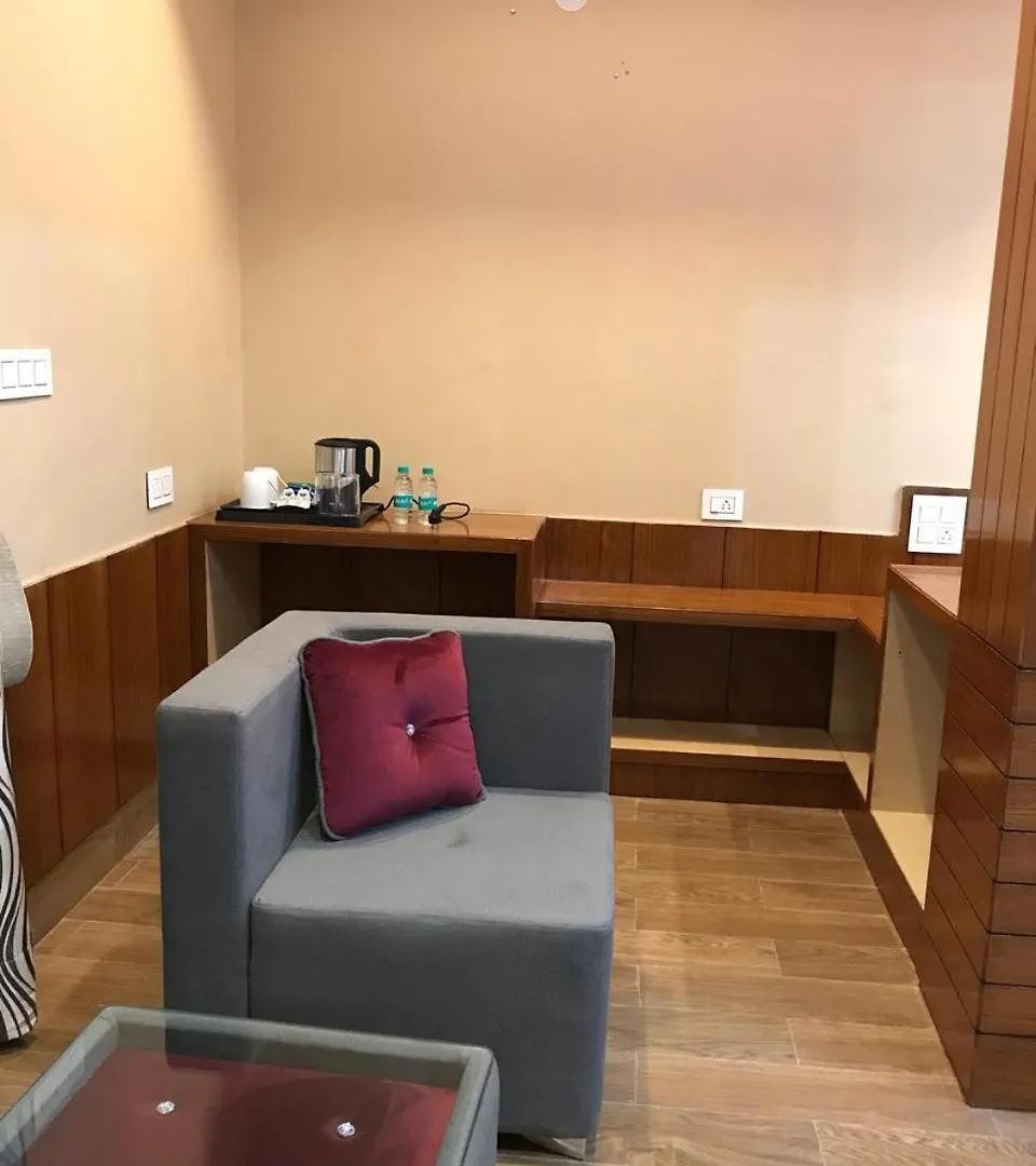 Ameera Hotel Shimla