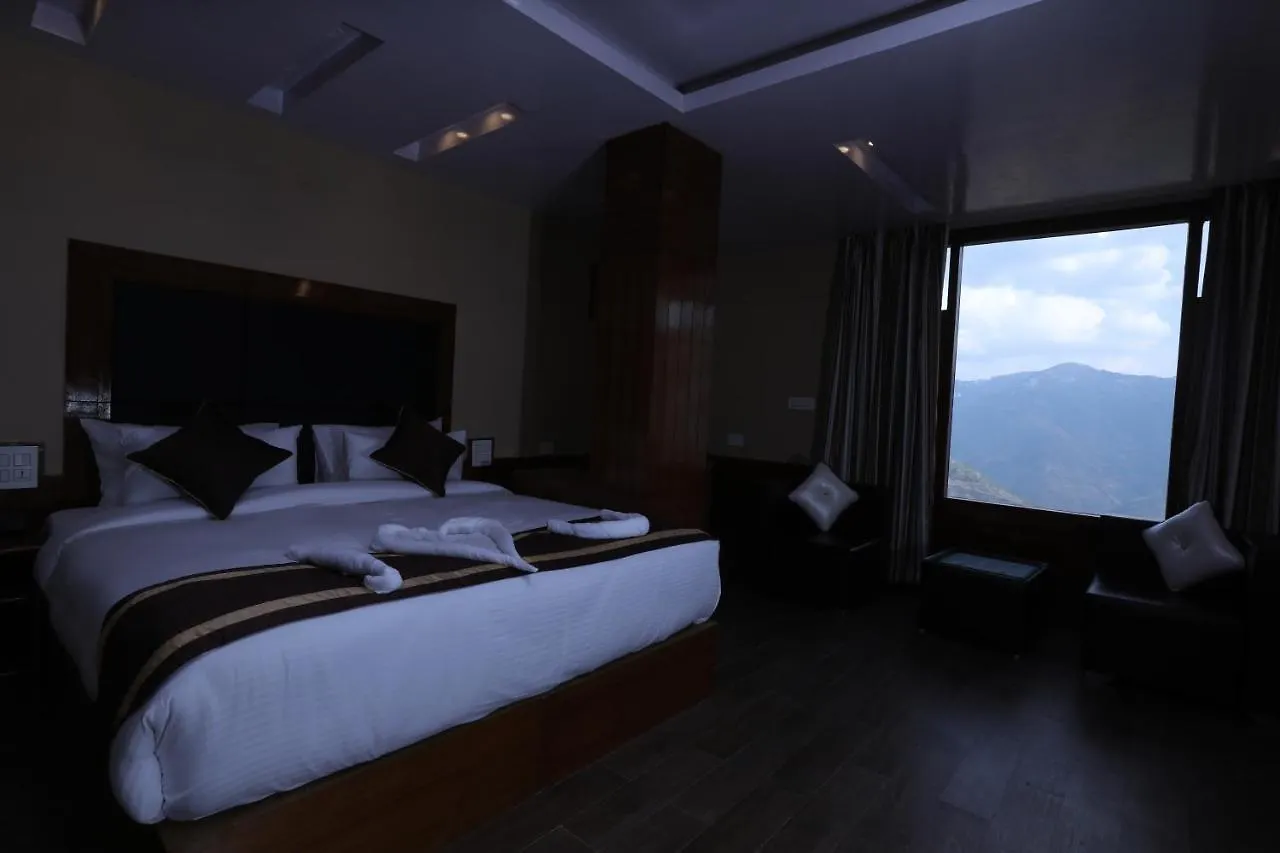 Ameera Hotel Shimla 3*,